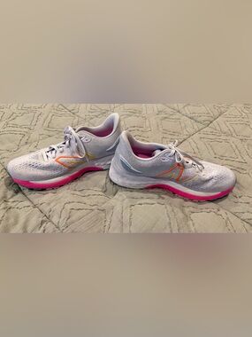 New Balance Women’s 8.5 Light Gray, Pink & Orange 880v12 Athletic Running Shoes